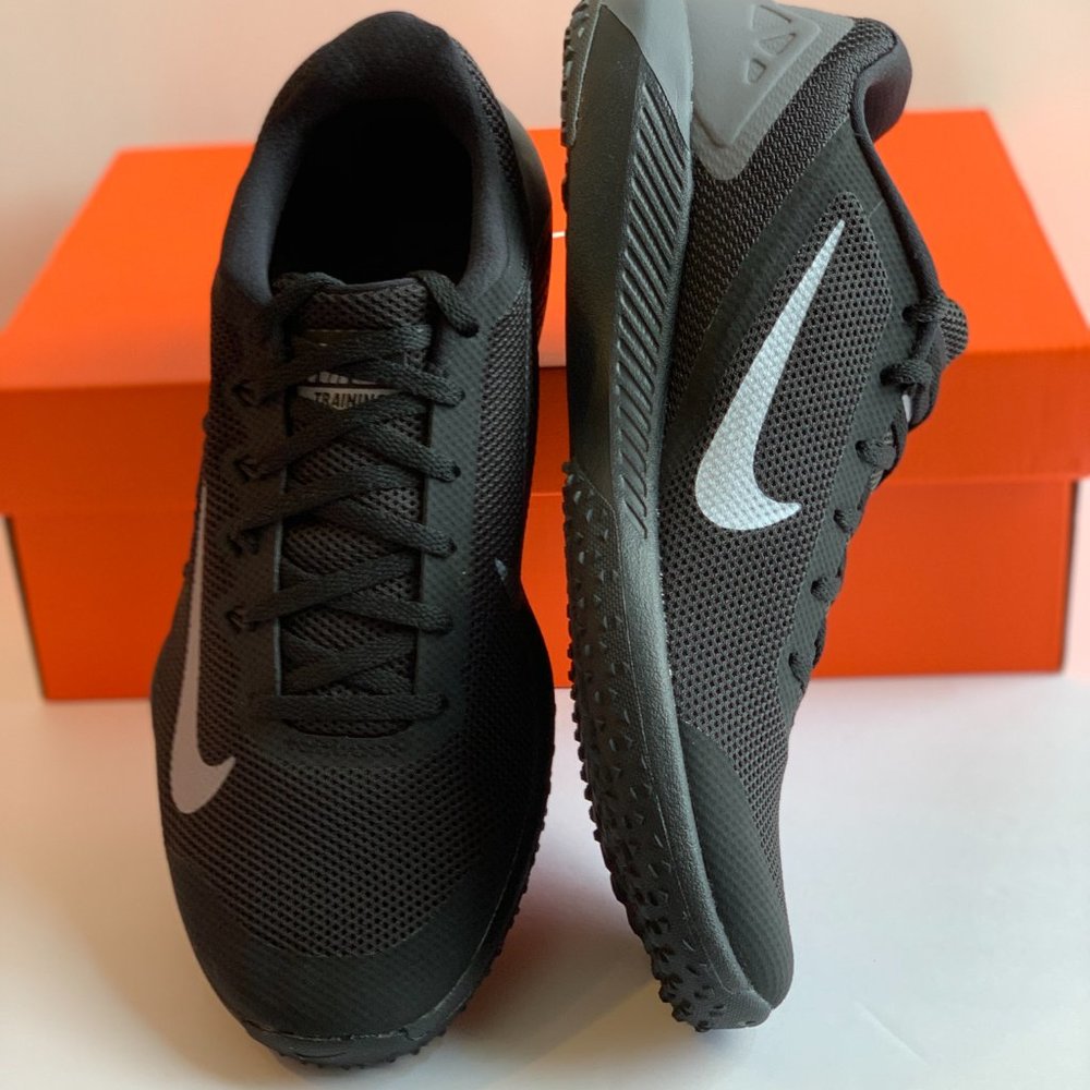 NIKE RETALIATION TR2 - Picture 5 of 11